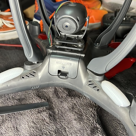 Drone with camera - Picture 3 of 4